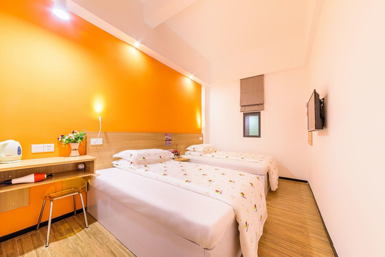 Orange Boutique Theme Transit Hotel Guangzhou Baiyun Airport Branch Εξωτερικό φωτογραφία