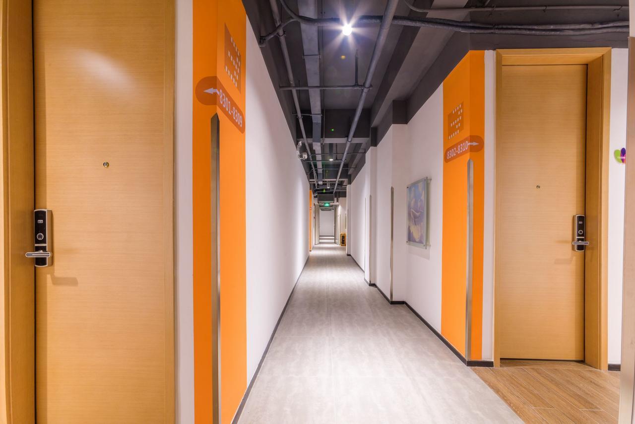 Orange Boutique Theme Transit Hotel Guangzhou Baiyun Airport Branch Εξωτερικό φωτογραφία